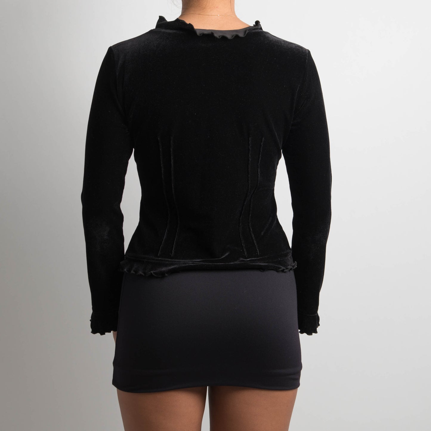 BLACK VELOUR LONG SLEEVE