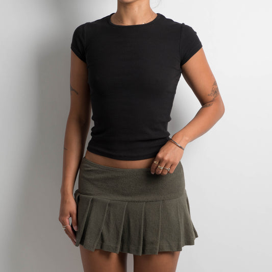 GREEN TOWELLING PLEATED MINI SKIRT