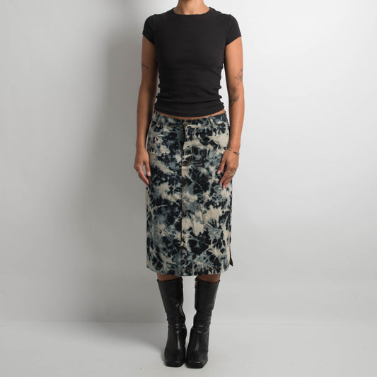 ACID WASH PATTERNED MIDI SKIRT