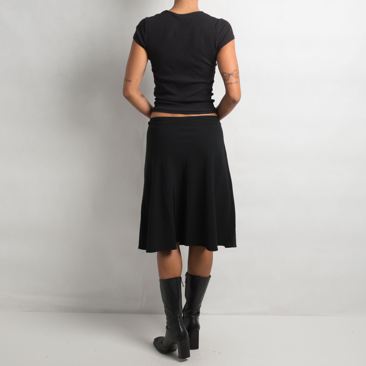 BLACK A LINE MIDI SKIRT