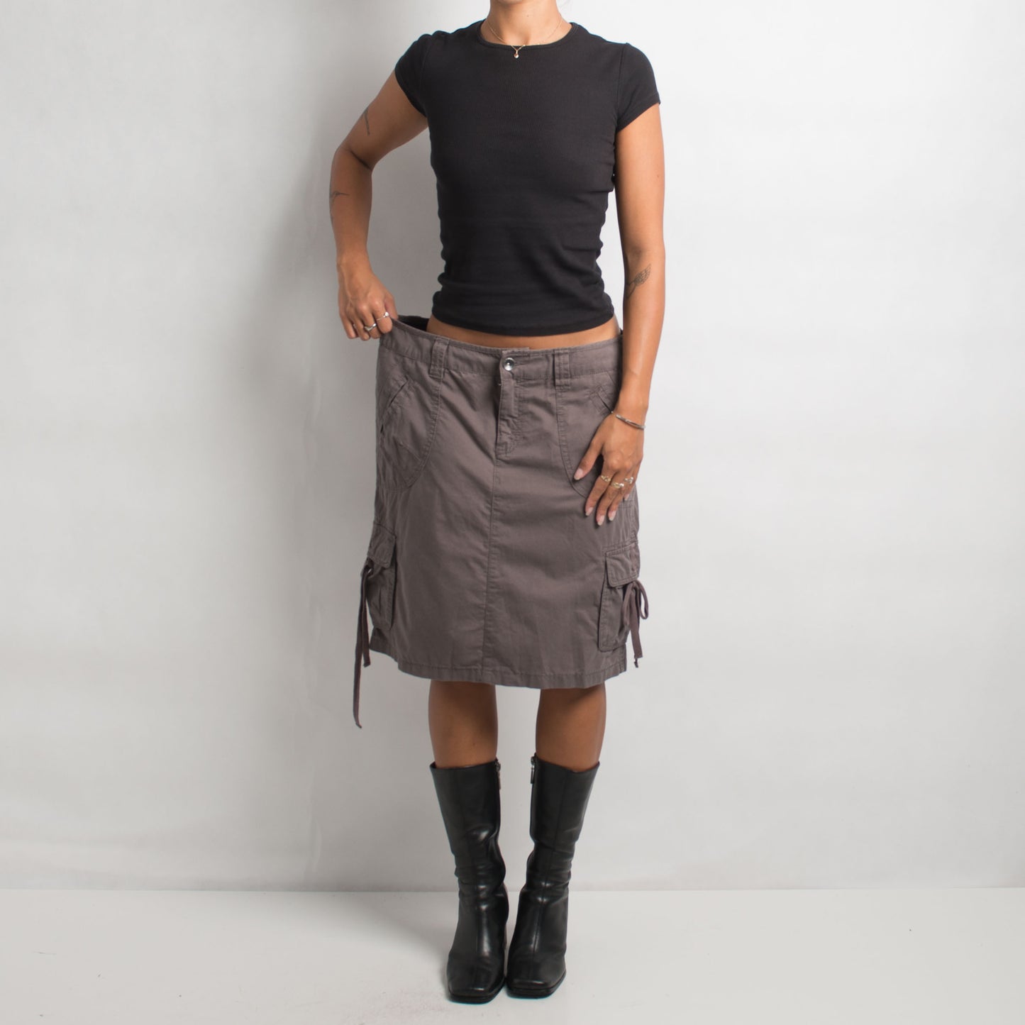 TAUPE CARGO MIDI SKIRT