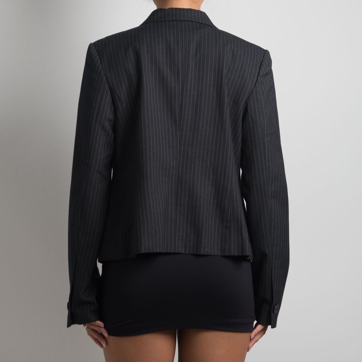 CLASSIC PINSTRIPE BLAZER