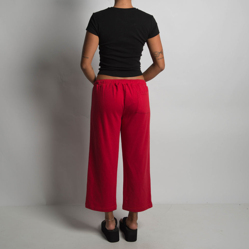 RED CROP SWEATPANTS
