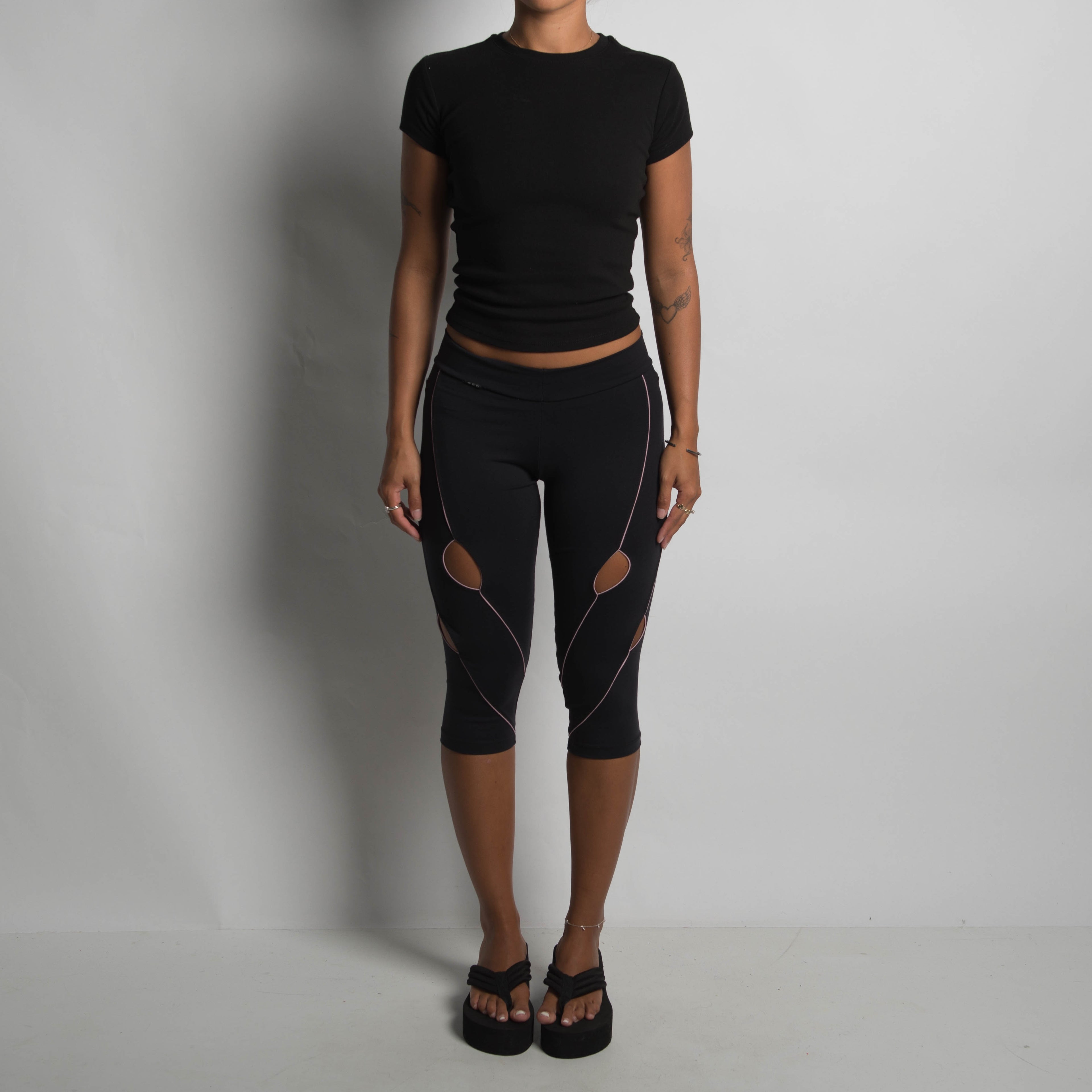 BLACK CUT OUT TIGHTS
