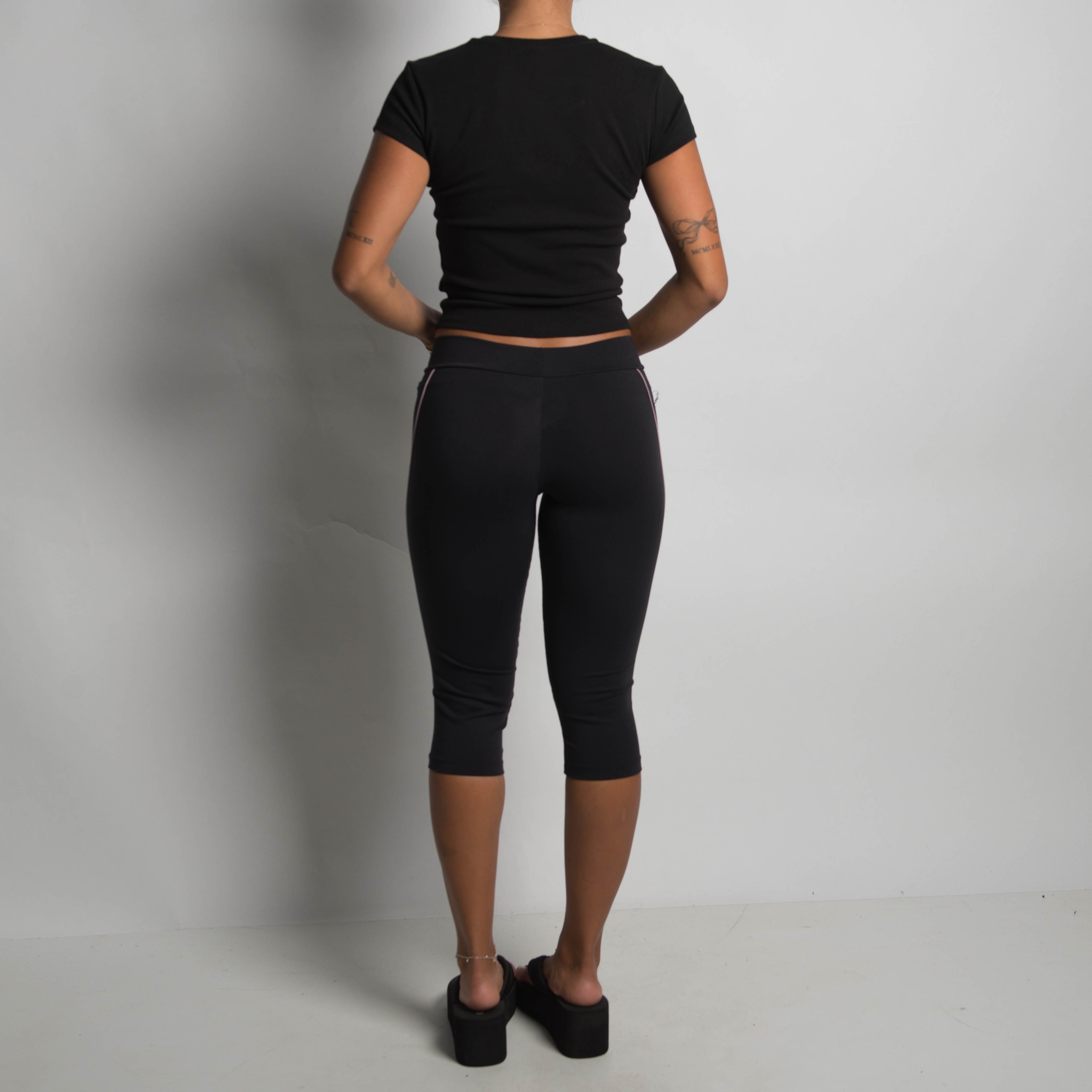 BLACK CUT OUT TIGHTS