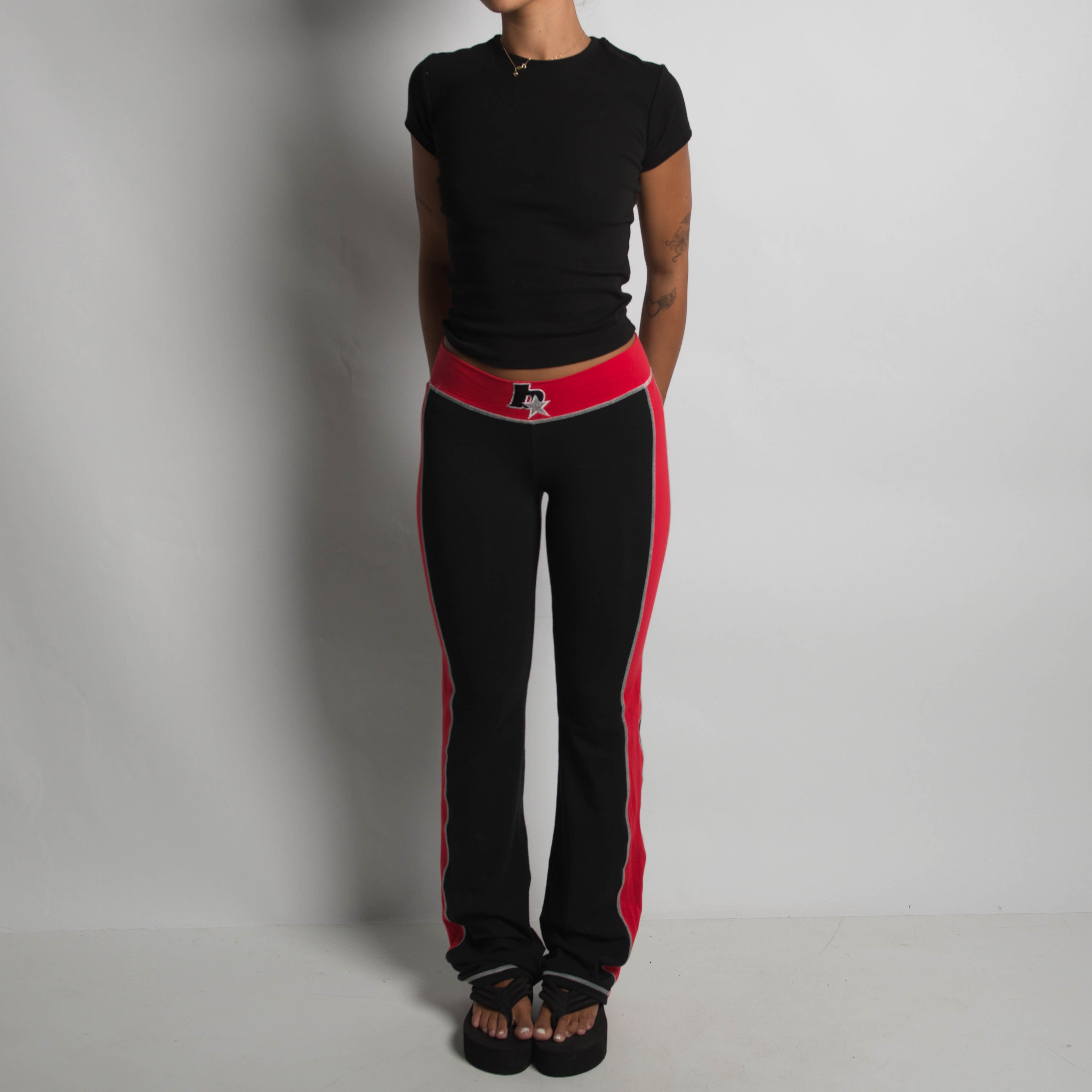 RED PANEL FLARED LEGGINGS