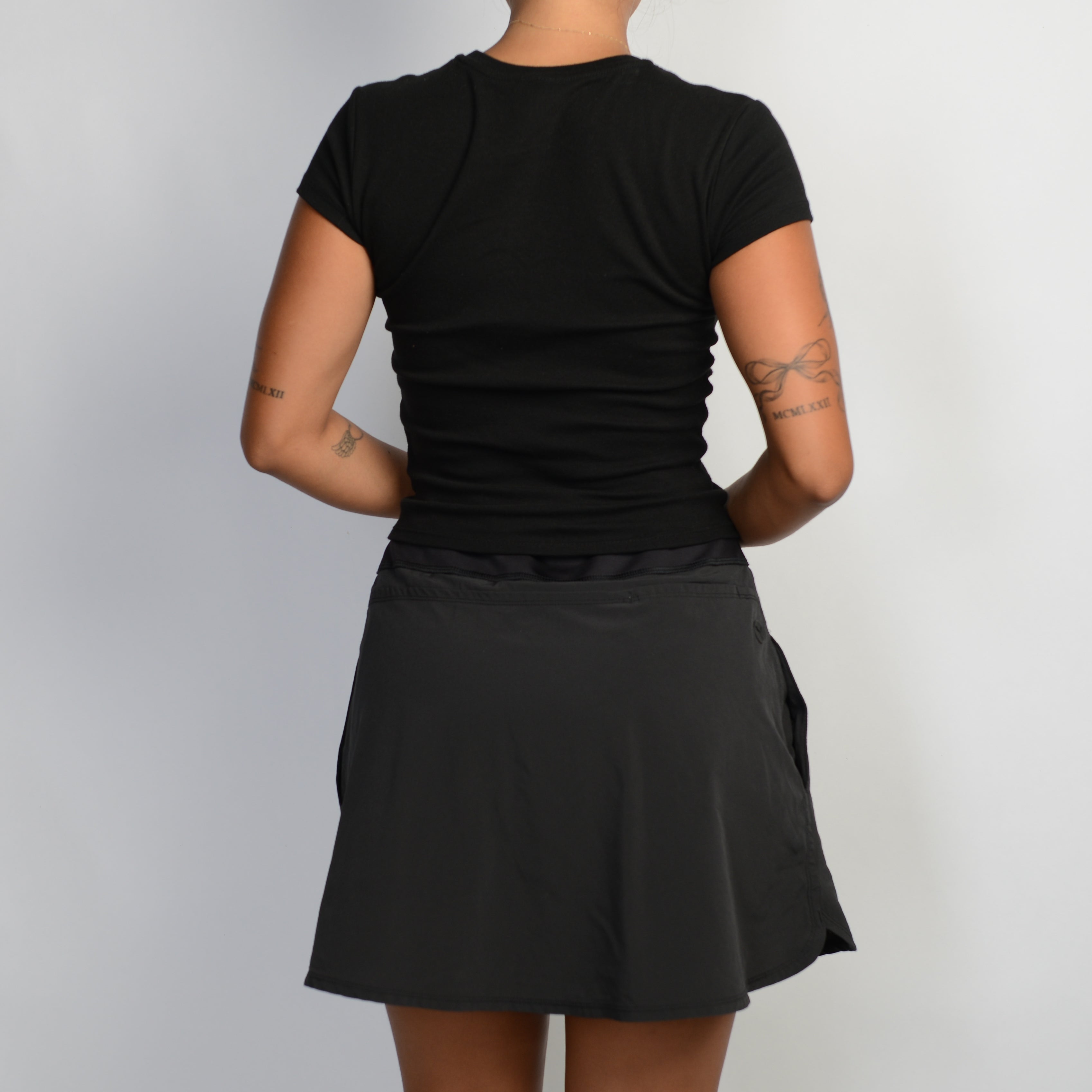 BLACK GOLF SKORT