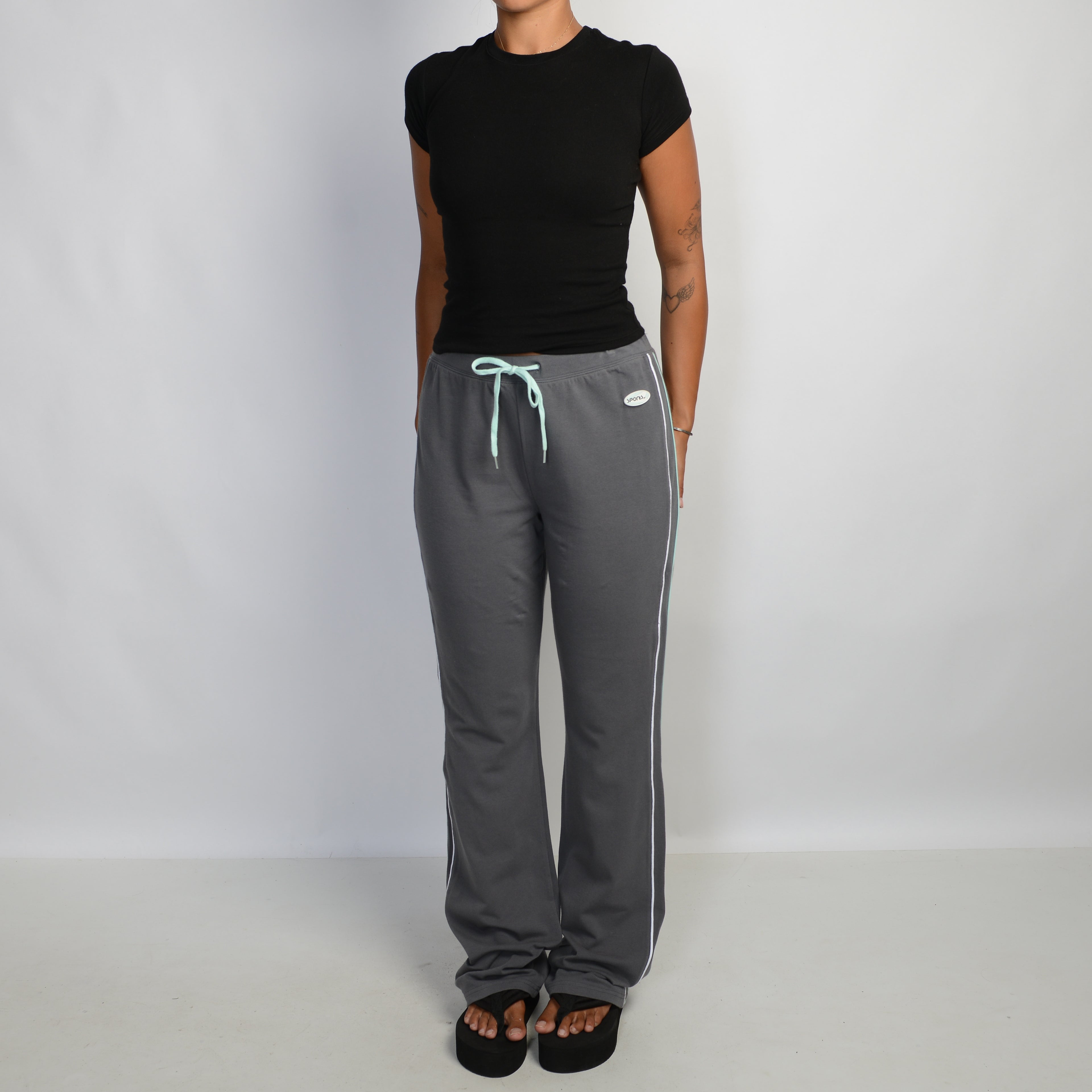 GREY DRAWSTRING LOUNGE PANTS