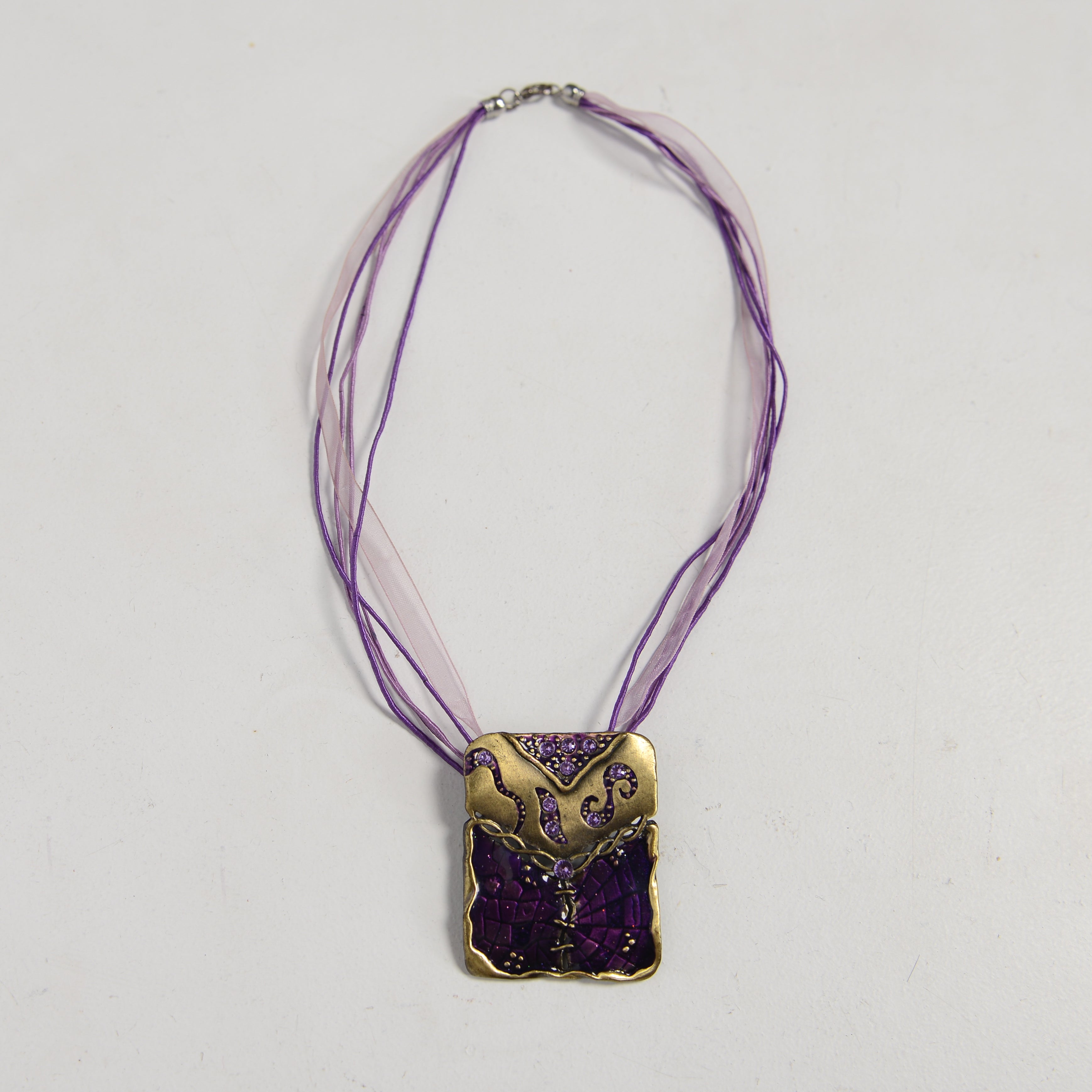 PURPLE LAYERED NECKLACE
