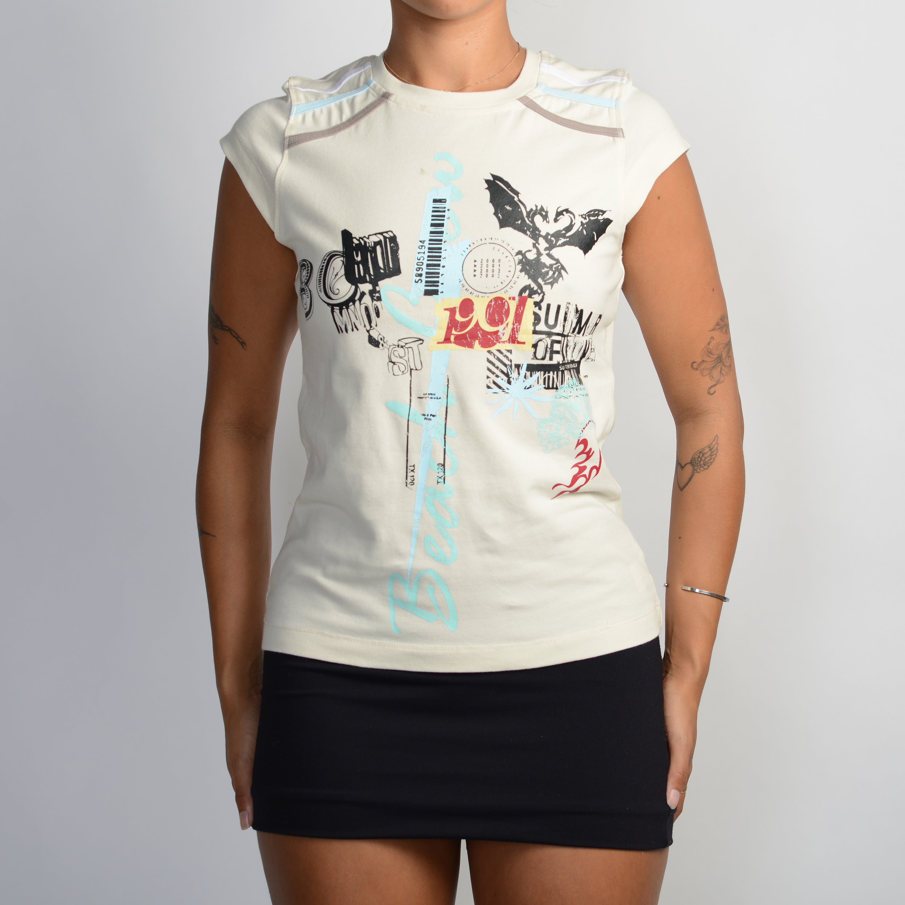 CREAM GRAPHIC BABY TEE