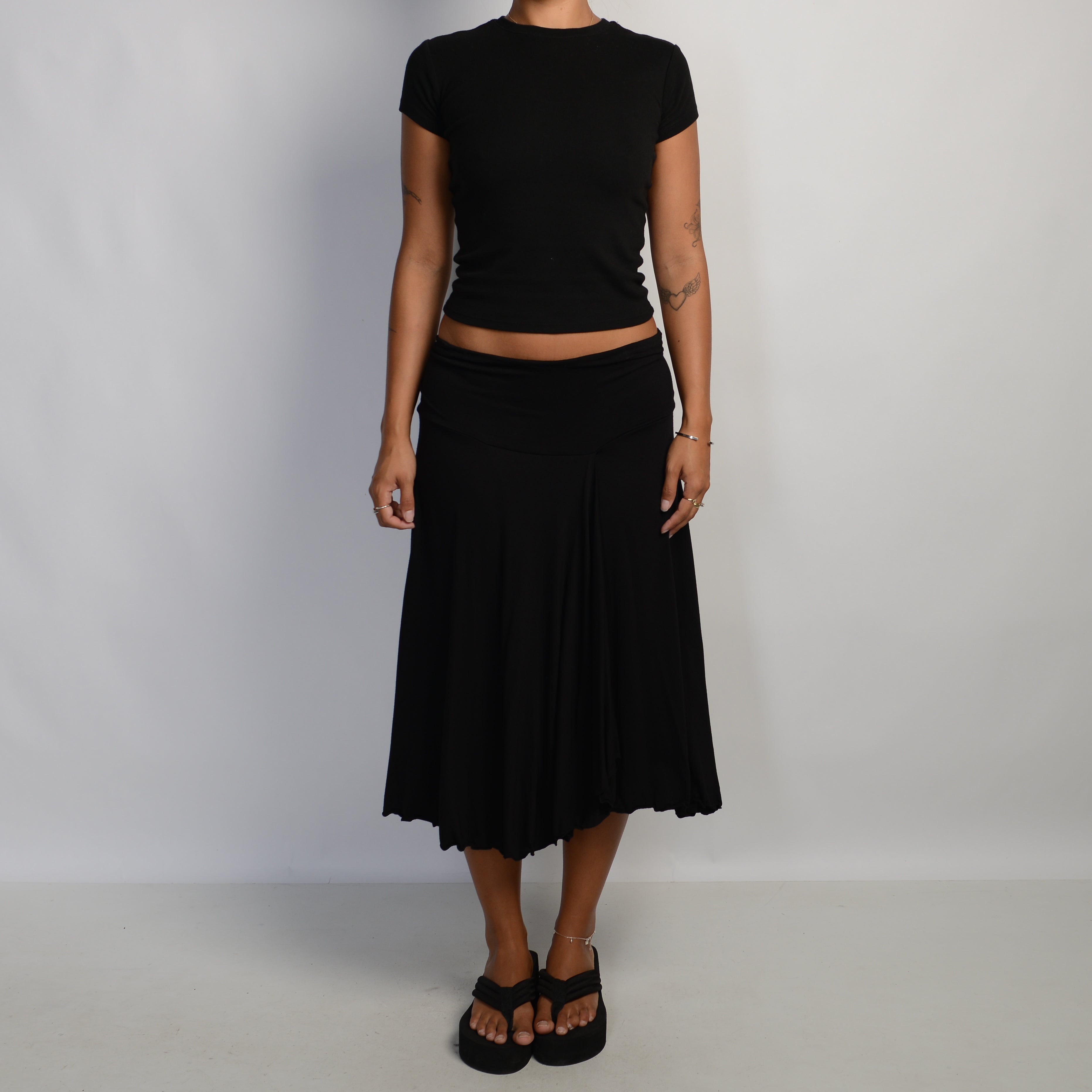 BLACK SLINKY MIDI SKIRT
