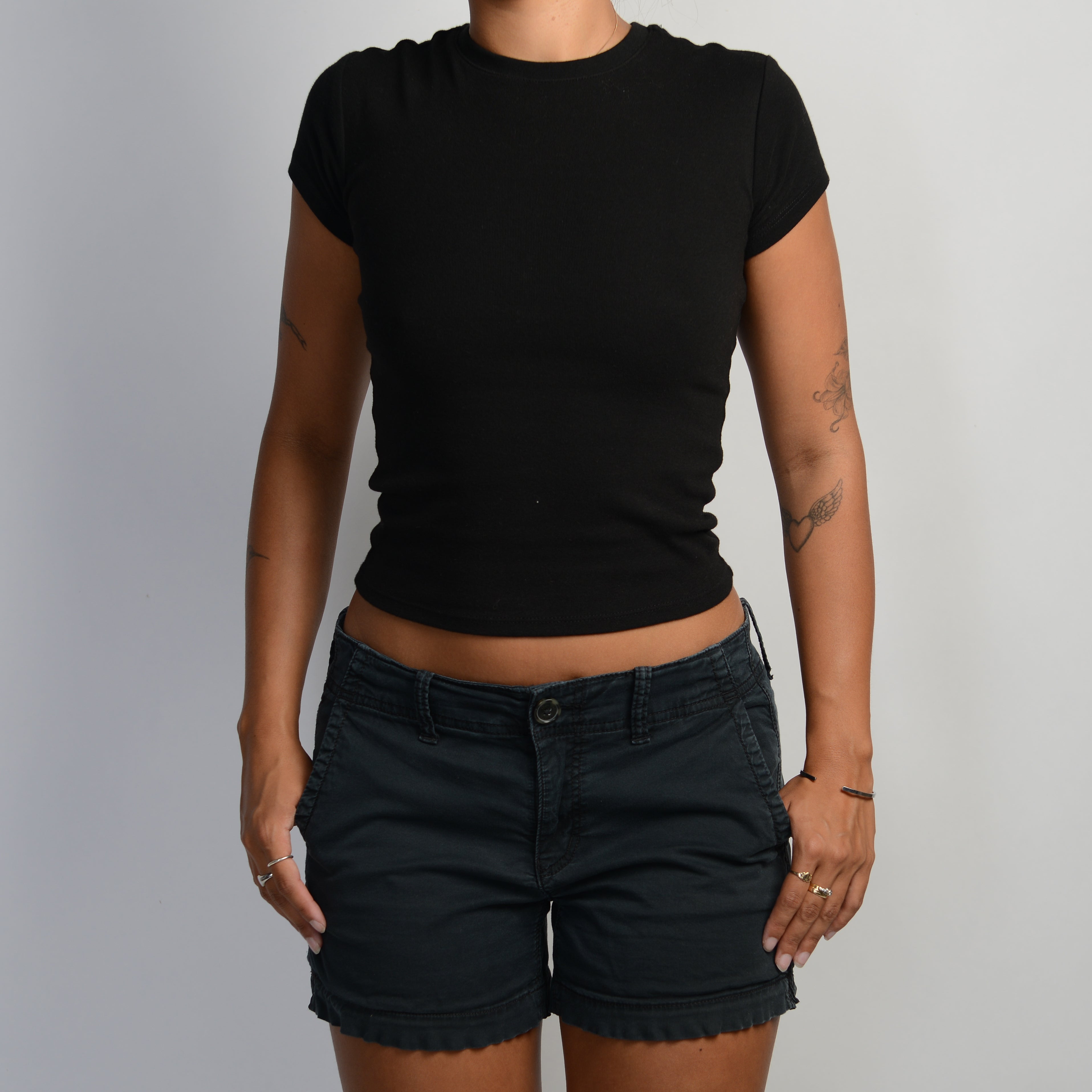 DARK NAVY SHORTS