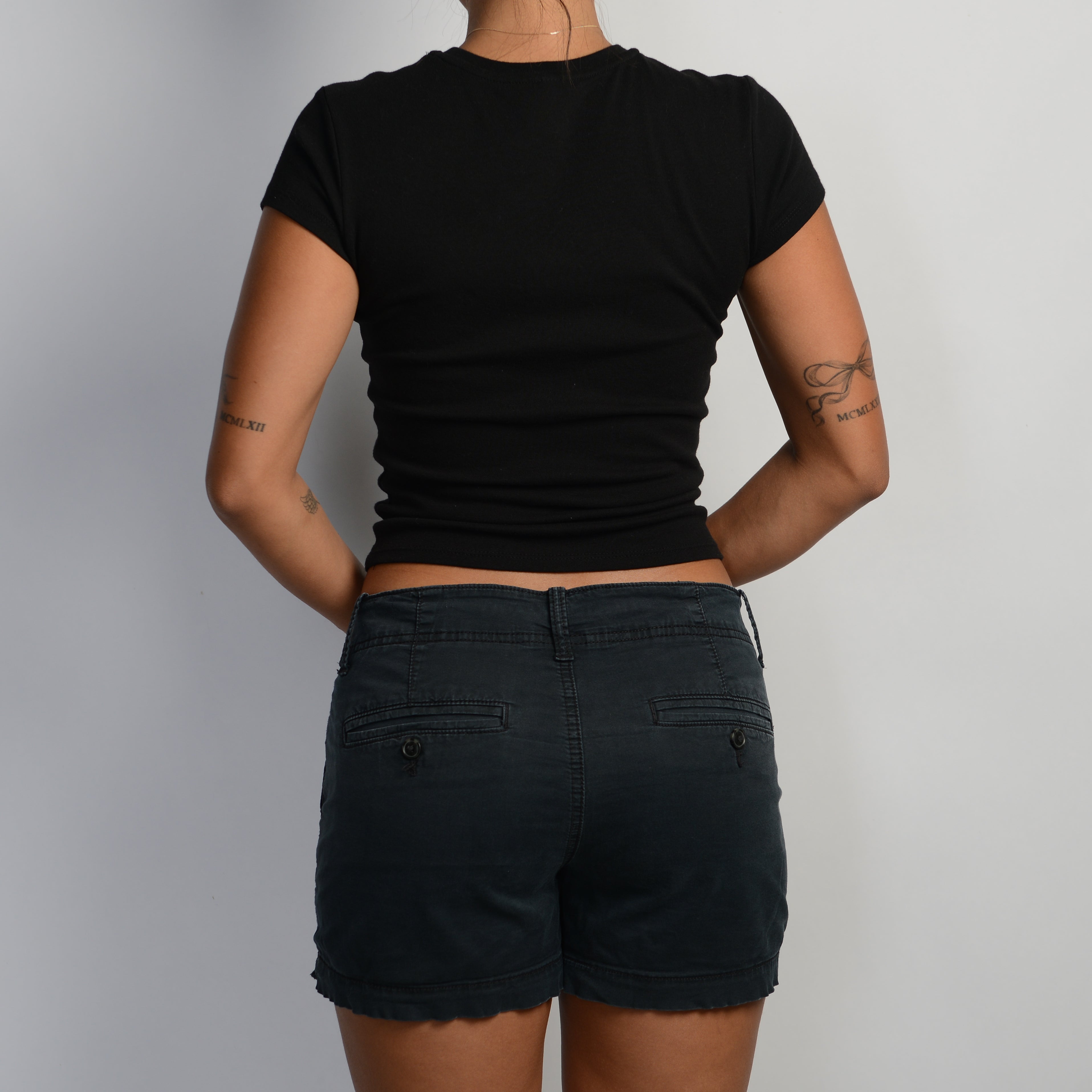 DARK NAVY SHORTS