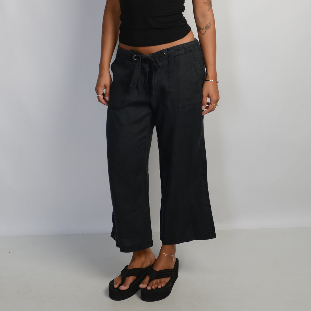 BLACK CROP LINEN PANTS
