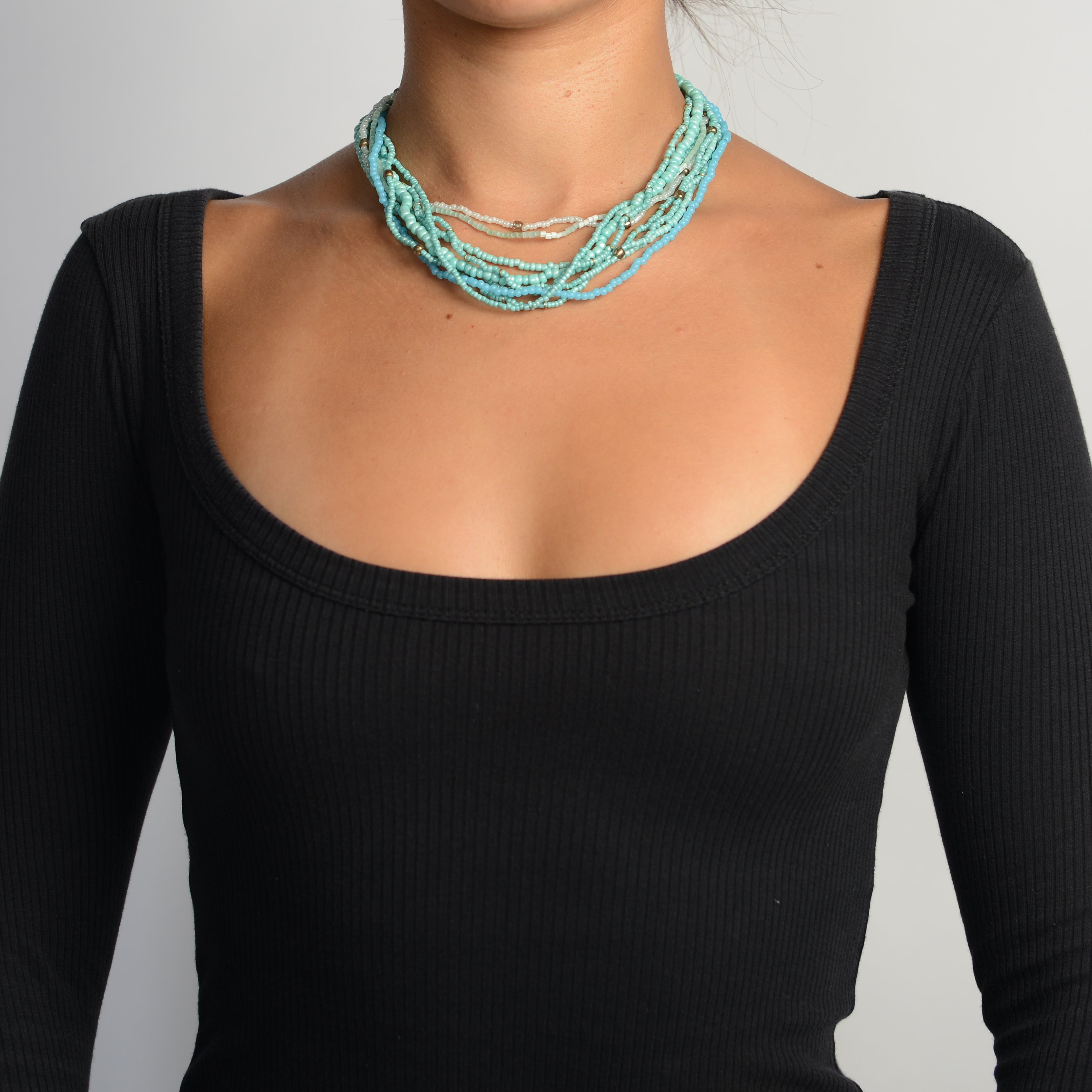 BLUE LAYERED NECKLACE