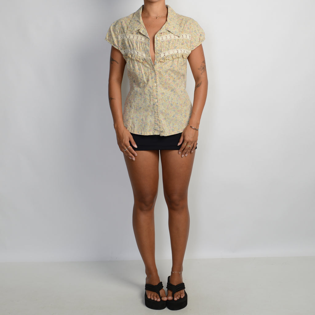 FLORAL SHORT SLEEVE BLOUSE