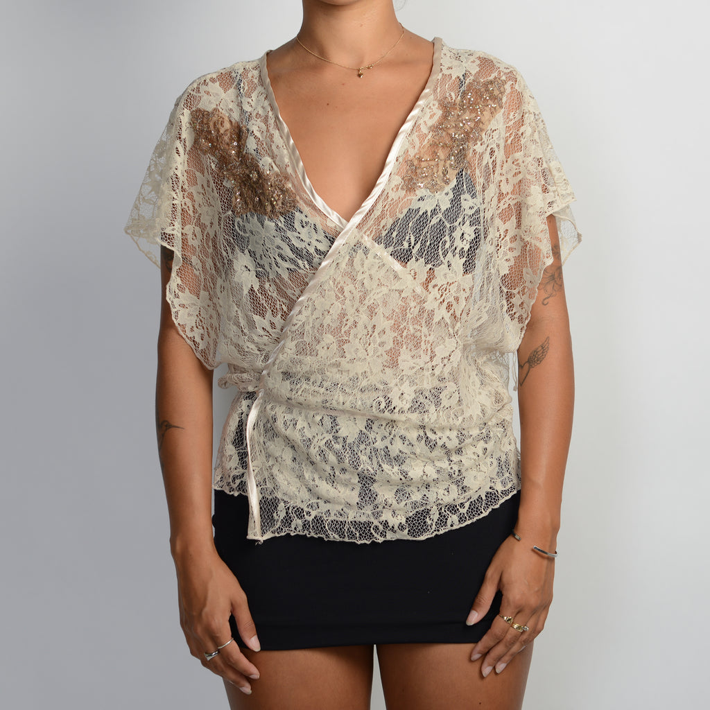 BEIGE LACE TIE TOP