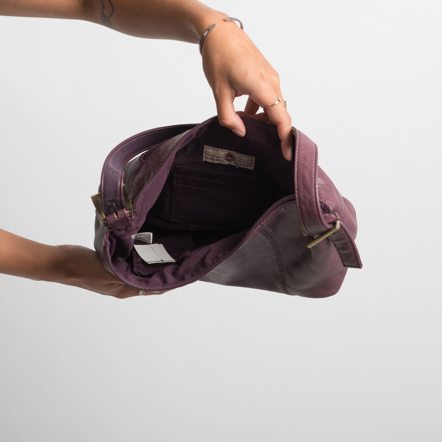 SAC À MAIN EN CUIR VIOLET