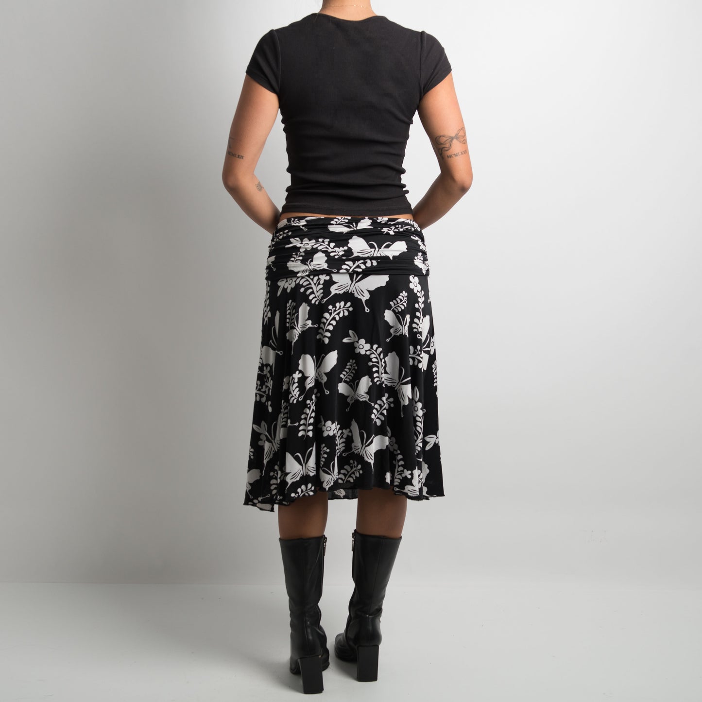 SLINKY FLORAL MIDI SKIRT