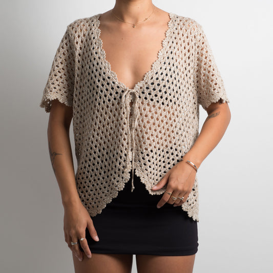 HAUT EN TRICOT CROCHET BEIGE