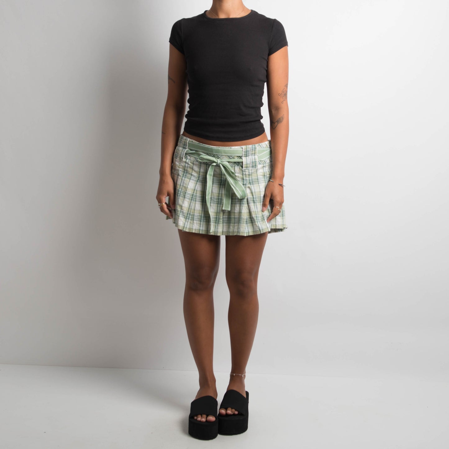 GREEN PLAID PLEATED MINI SKIRT