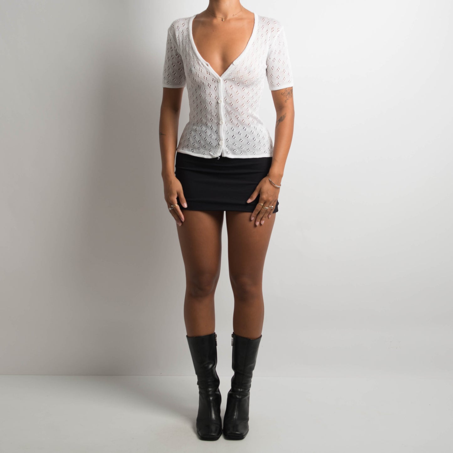 CROCHET SHORT SLEEVE CARDIGAN