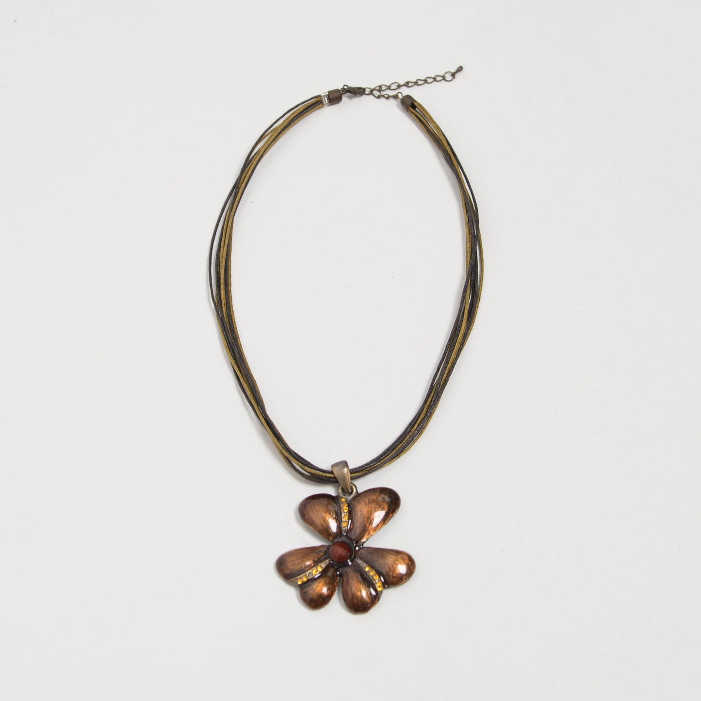 COLLIER FLEUR MARRON