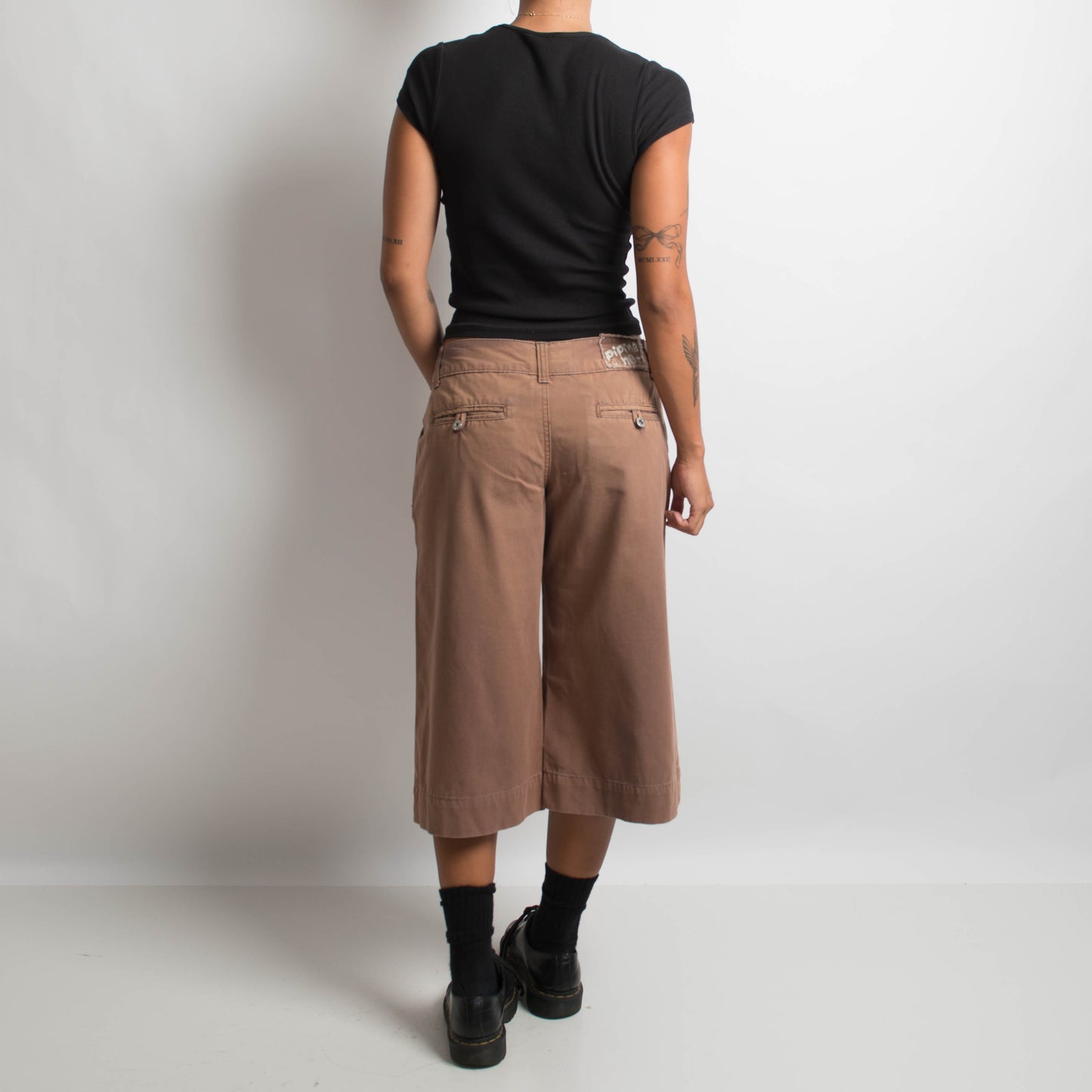 PANTALON 3/4 À JAMBE LARGE MARRON