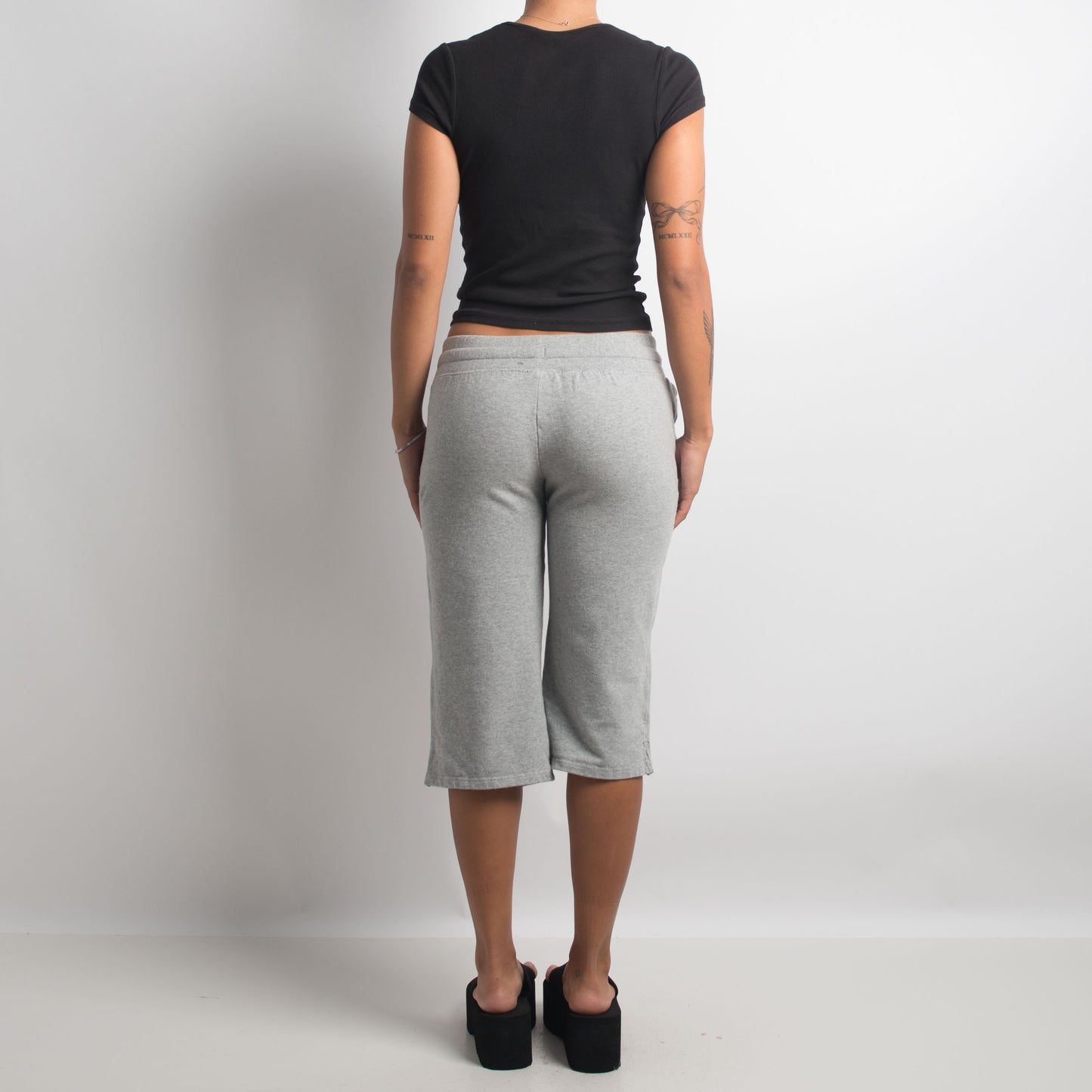 PANTALON DE SURVÊTEMENT CAPRI GRIS