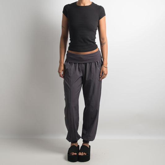 PANTALON GRIS METALLIQUE