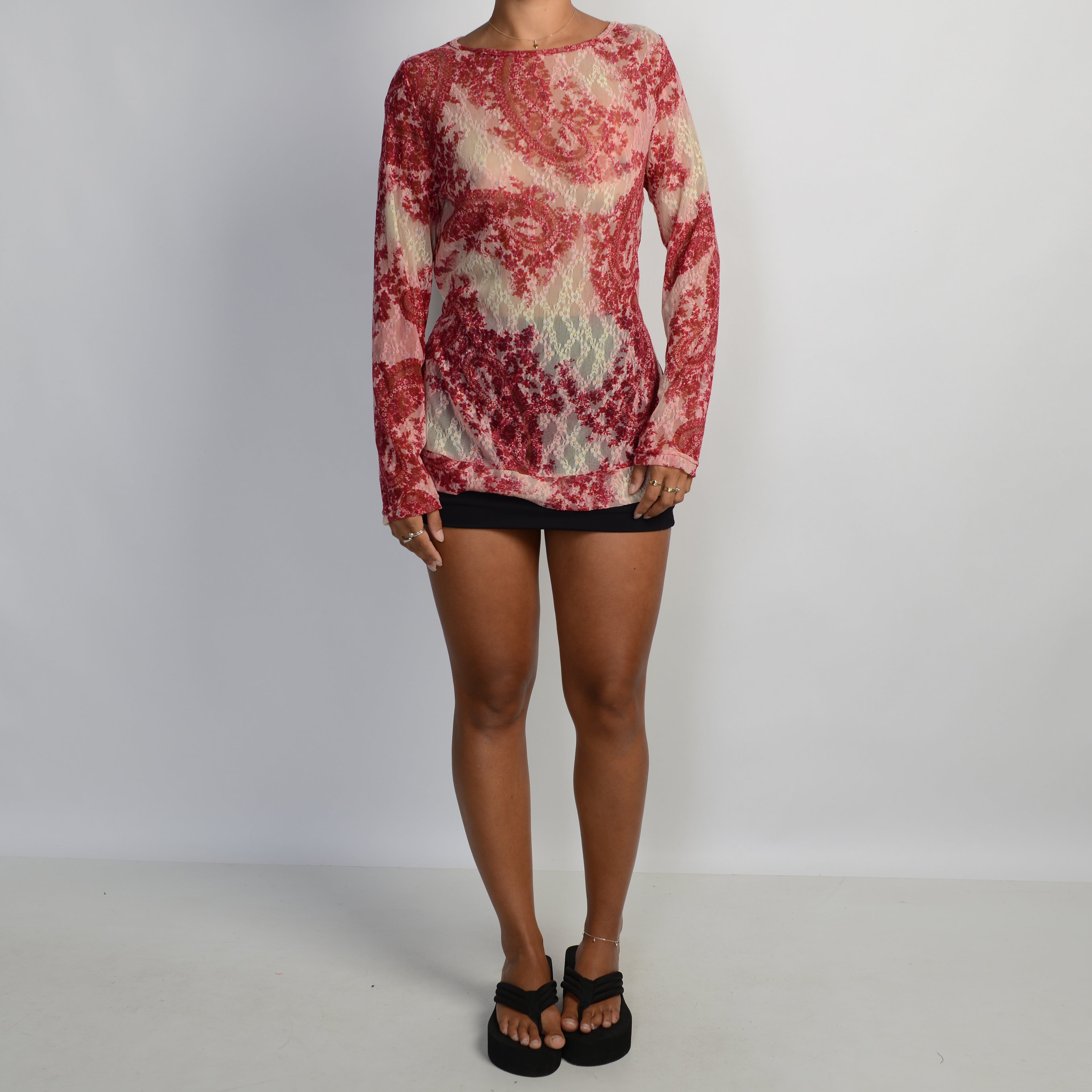 SHEER LACE LONG SLEEVE TOP