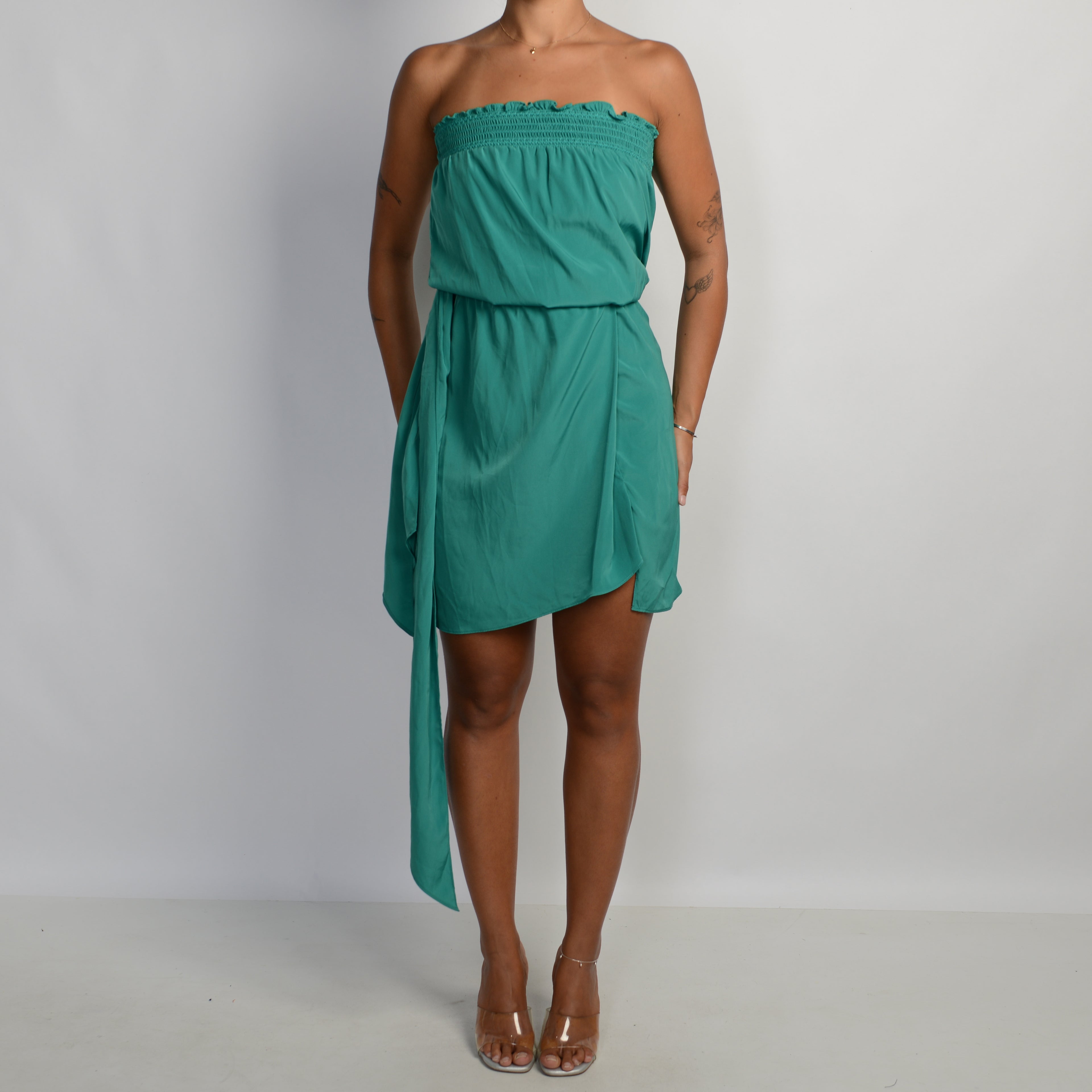 GREEN STRAPLESS DRESS