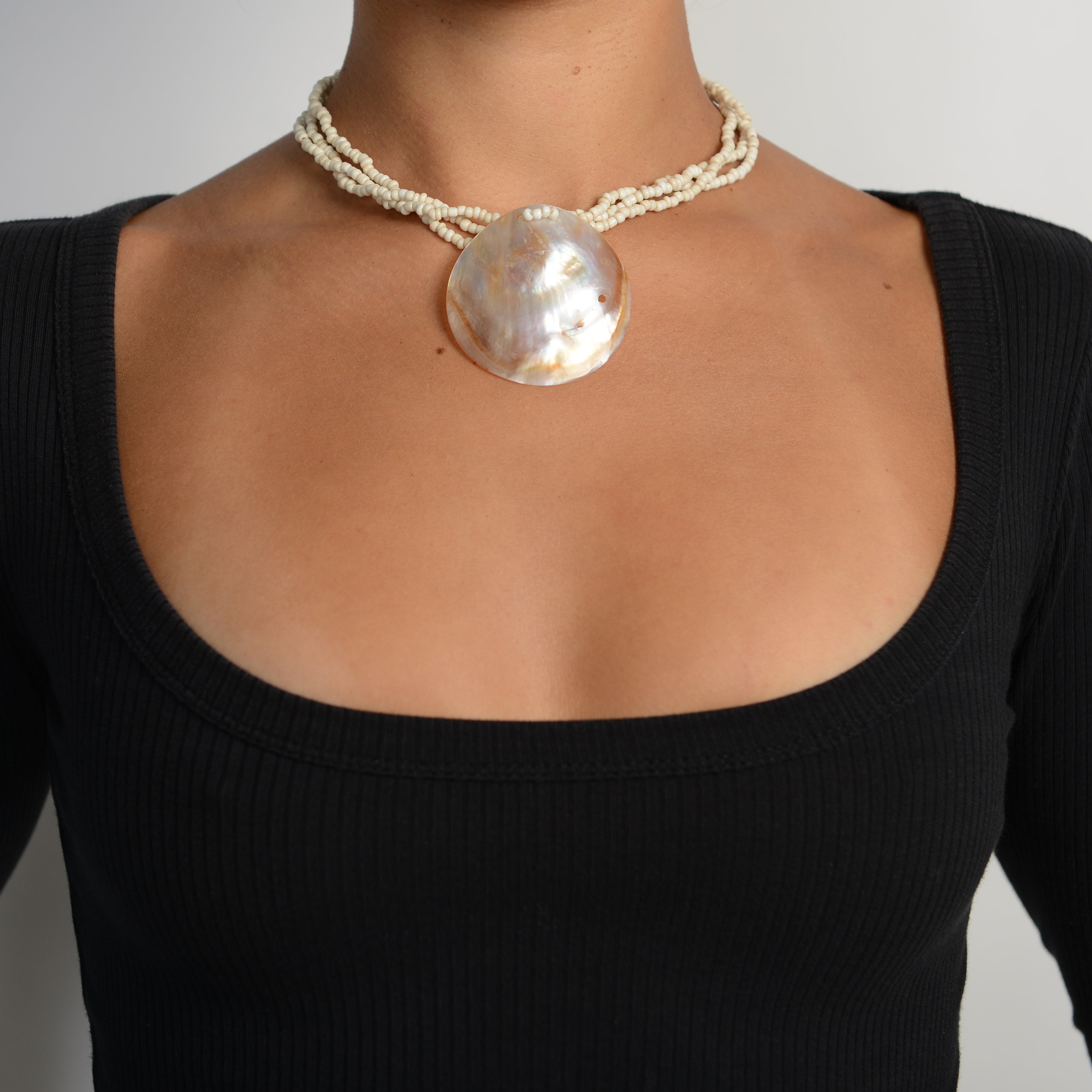 WHITE BEADED NECKLACE