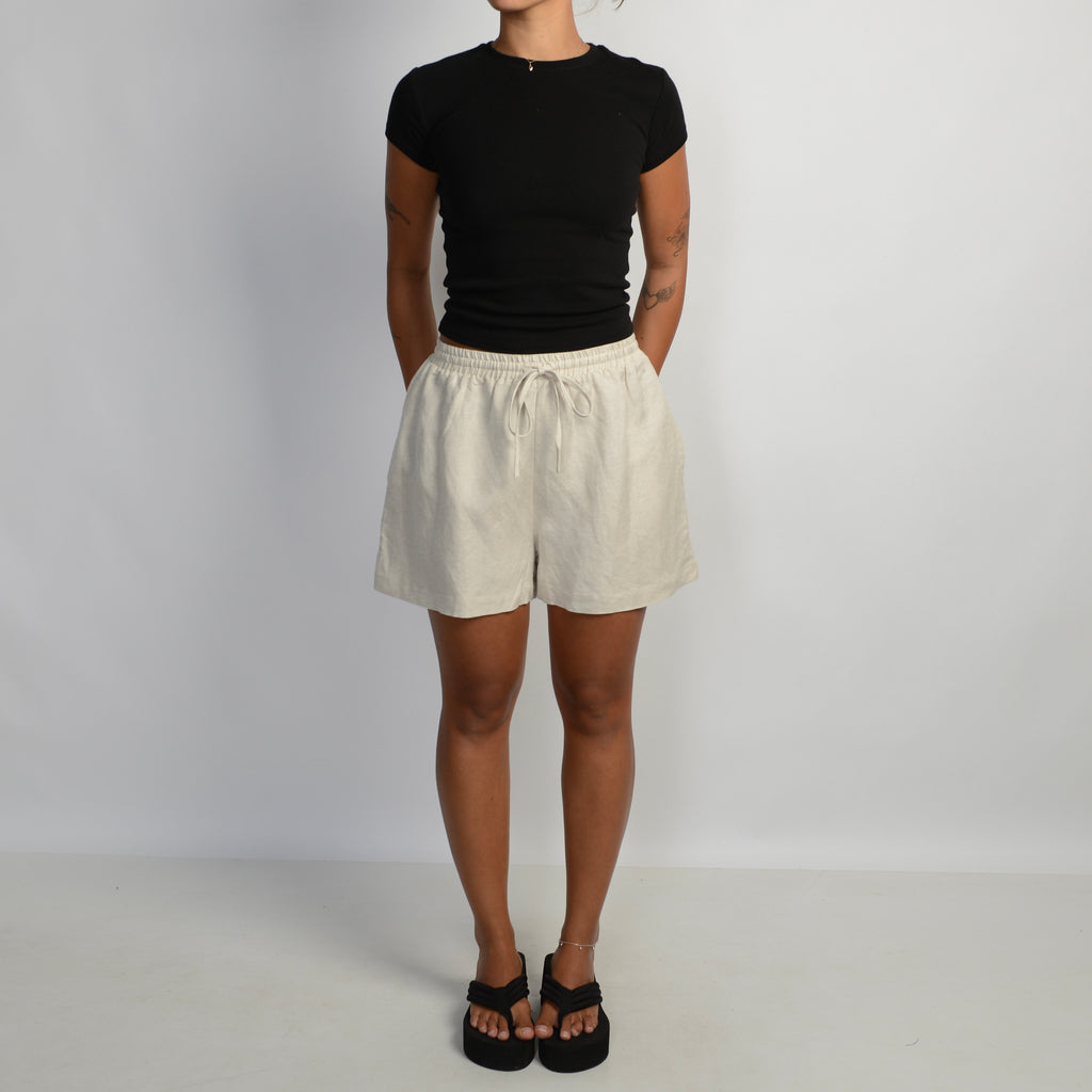BEIGE LINEN SHORTS