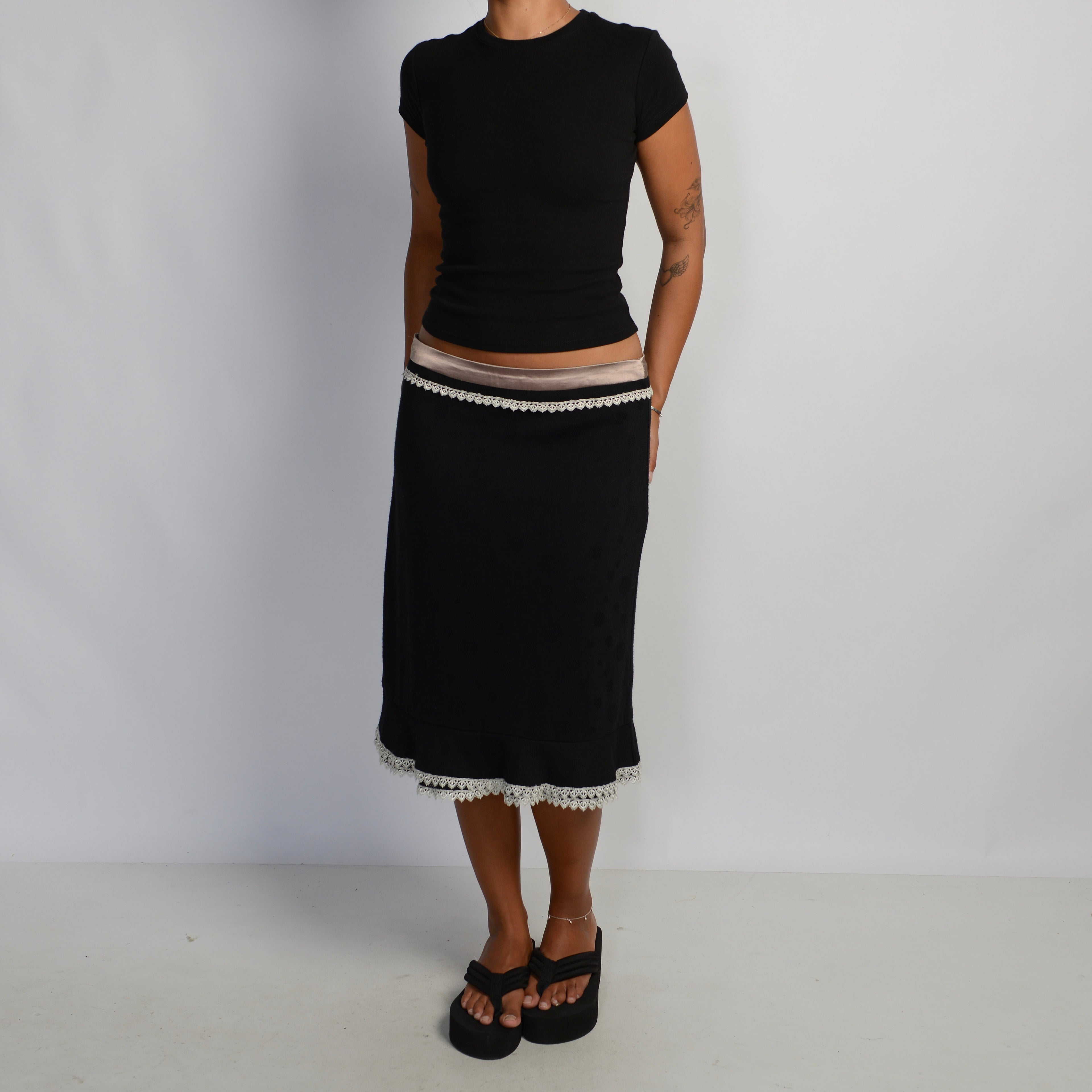 KNIT MIDI SKIRT