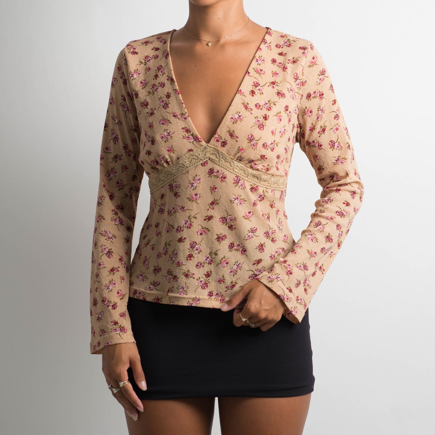 FLORAL MESH LONG SLEEVE