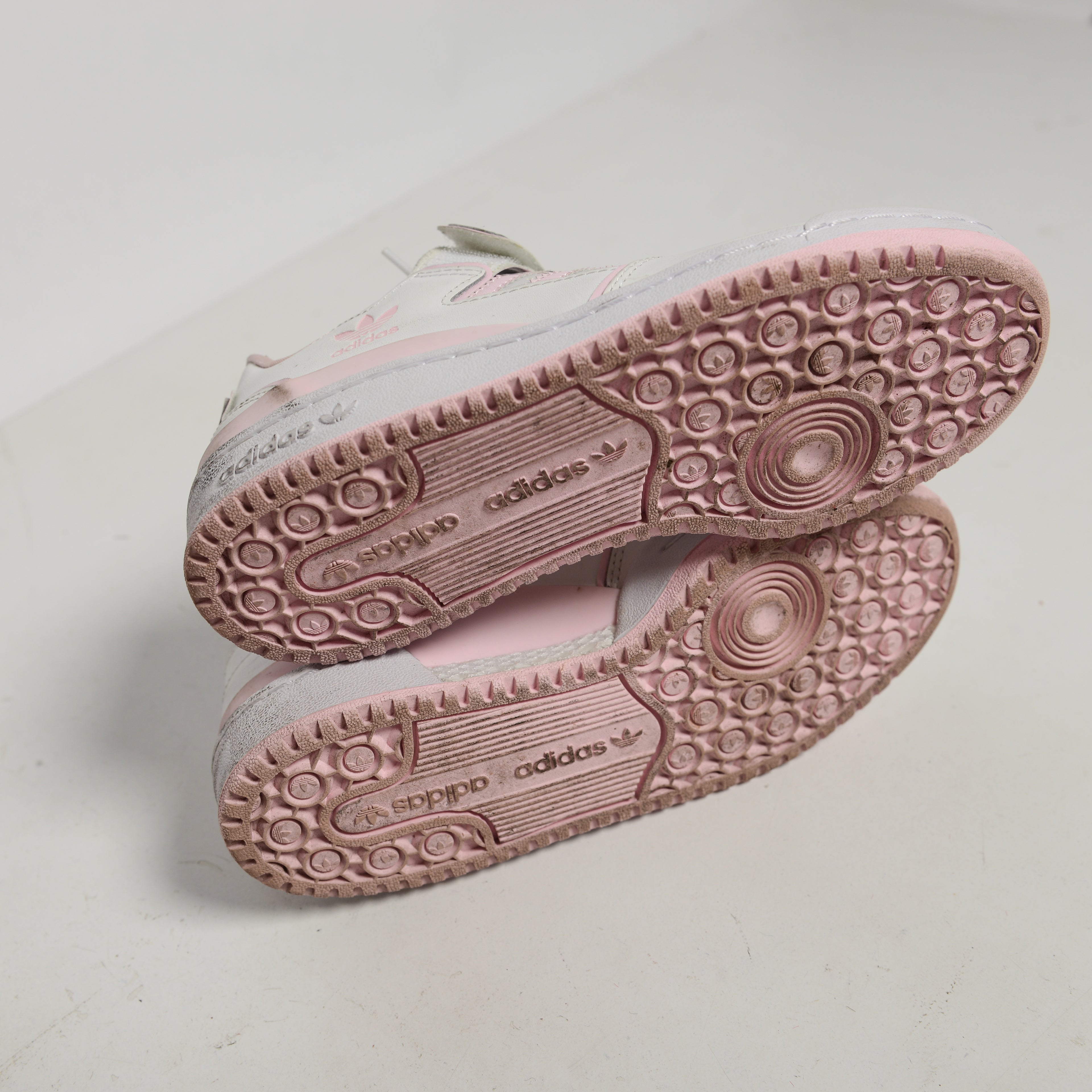 ADIDAS FORUM LOW SNEAKERS