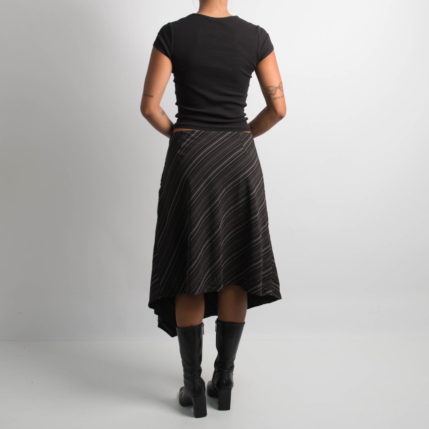 PINSTRIPE ASYMMETRIC SKIRT