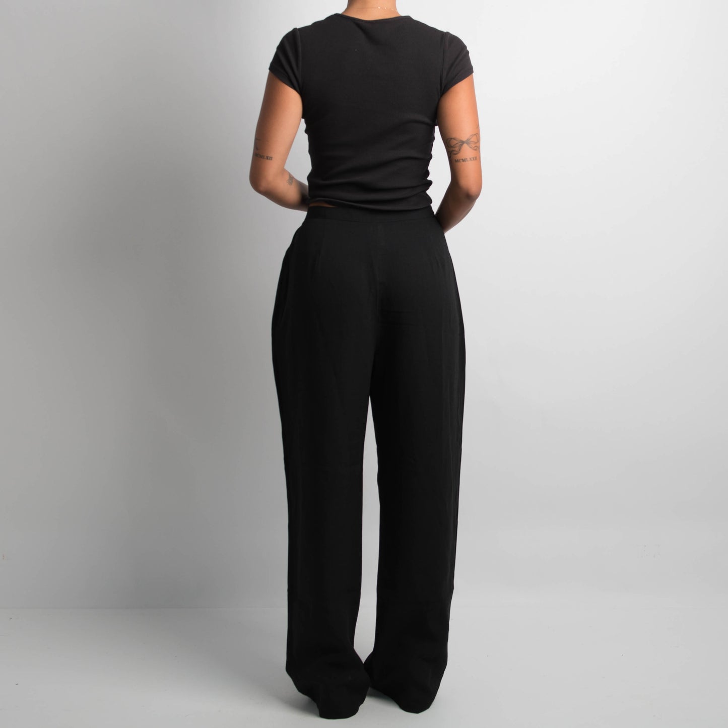 BLACK DRAWSTRING TROUSERS