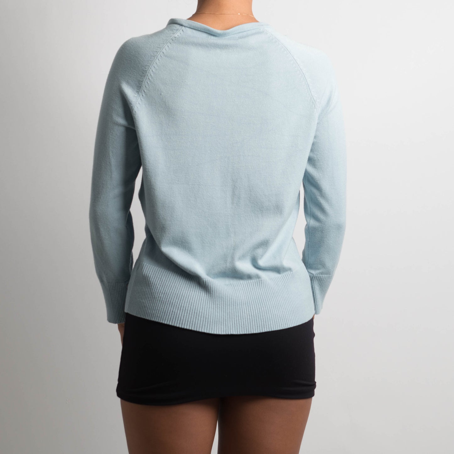 LIGHT BLUE KNIT CARDIGAN