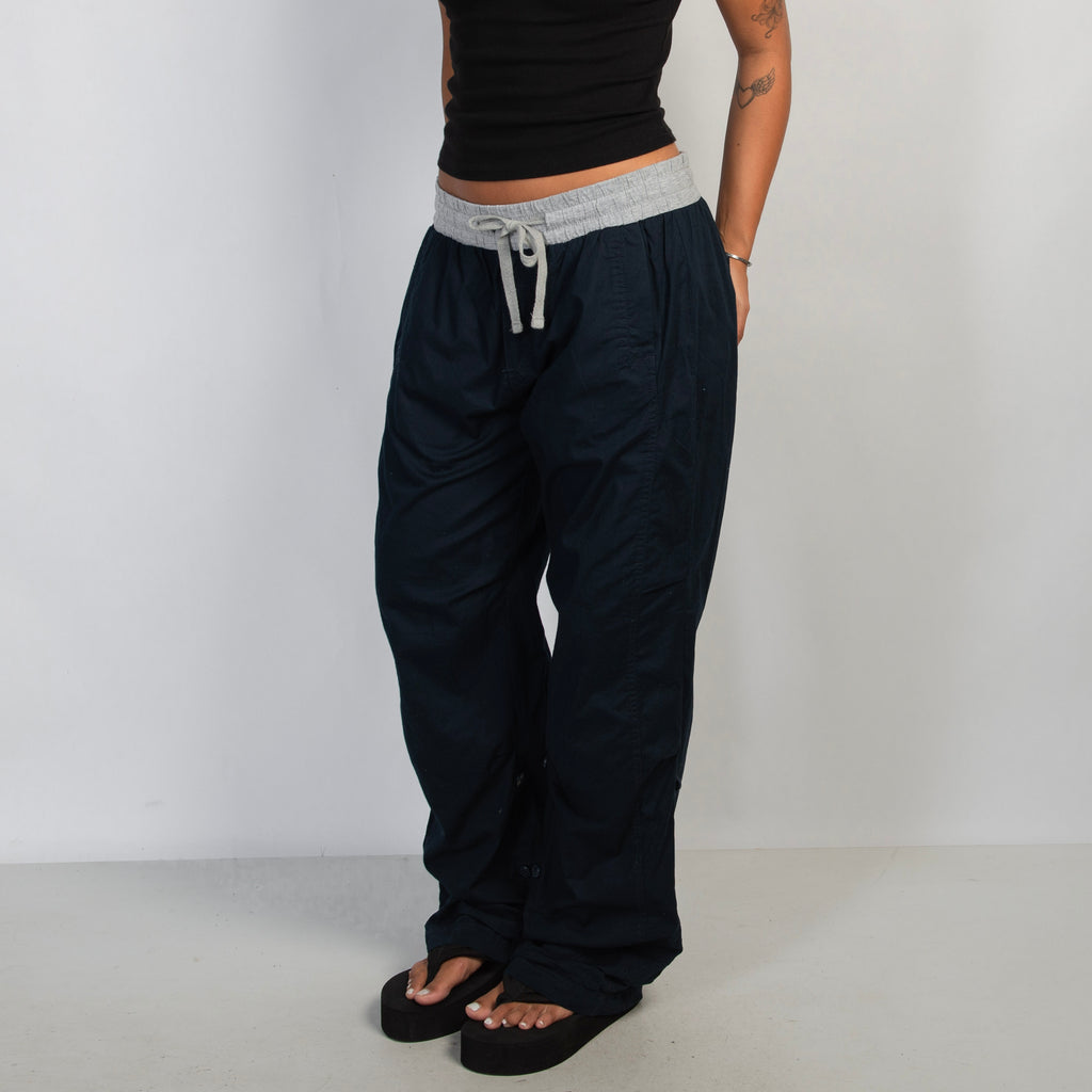 NAVY CARGO PANTS