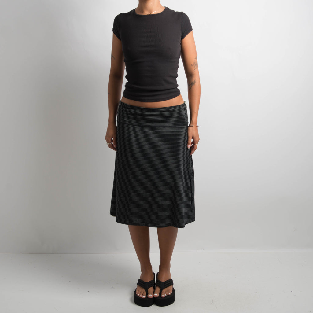 SOFT REVERSIBLE MIDI SKIRT