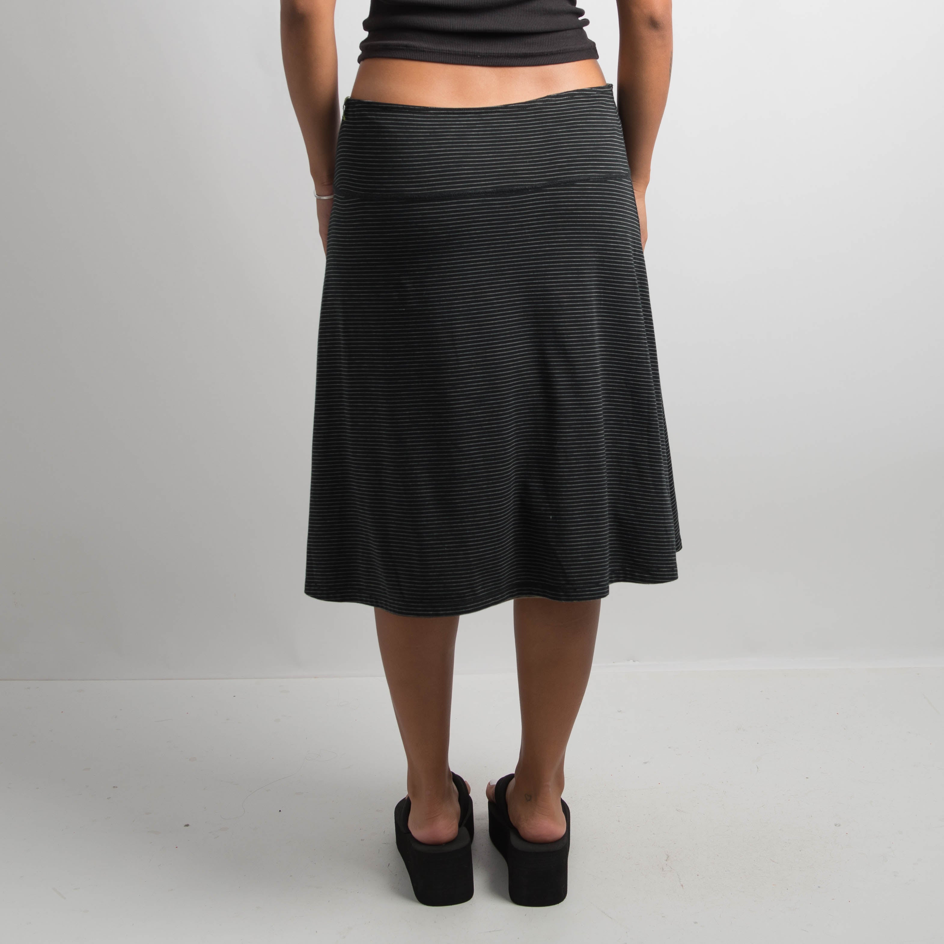 SOFT REVERSIBLE MIDI SKIRT
