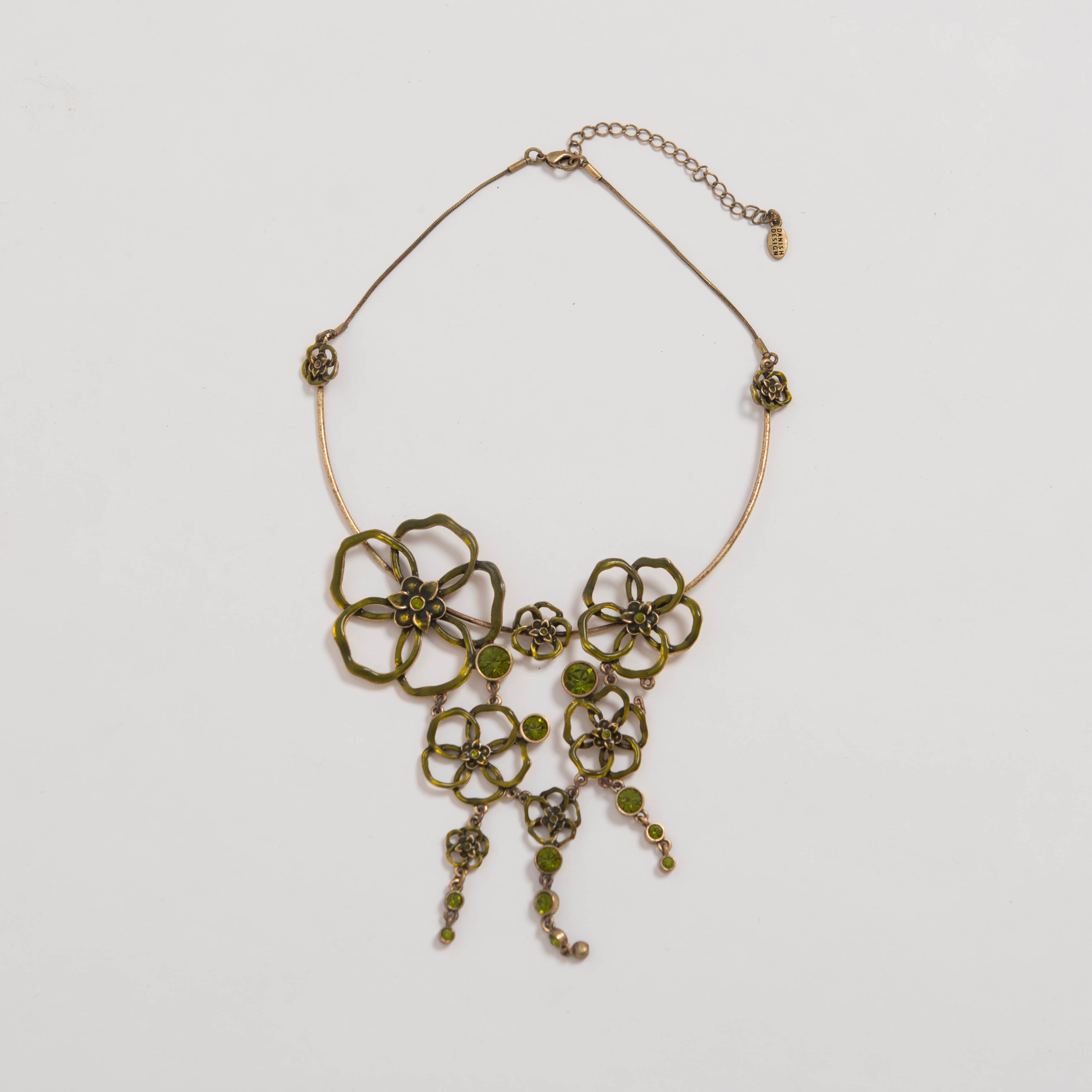 BRASS FLORAL NECKLACE