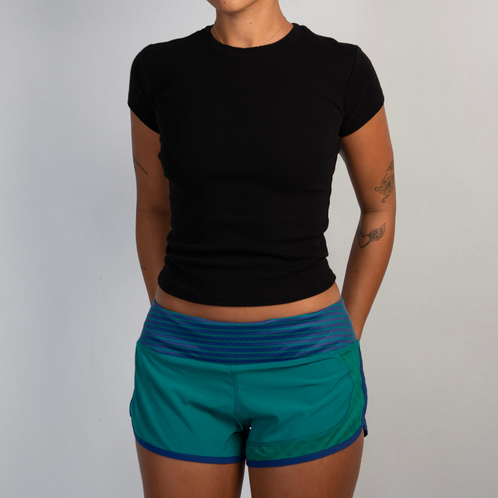 GREEN ACTIVE SHORTS