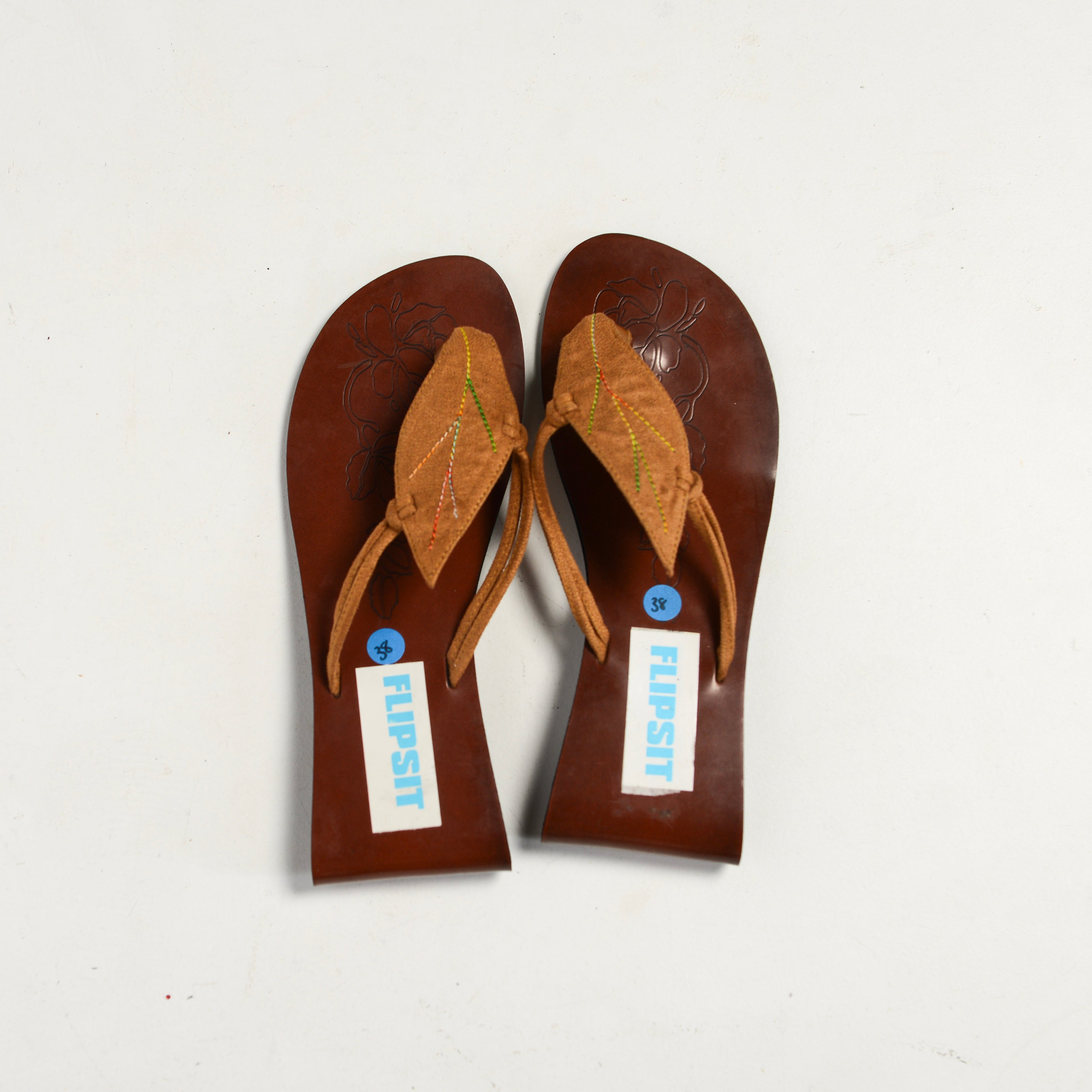 TAN LEAF SANDALS