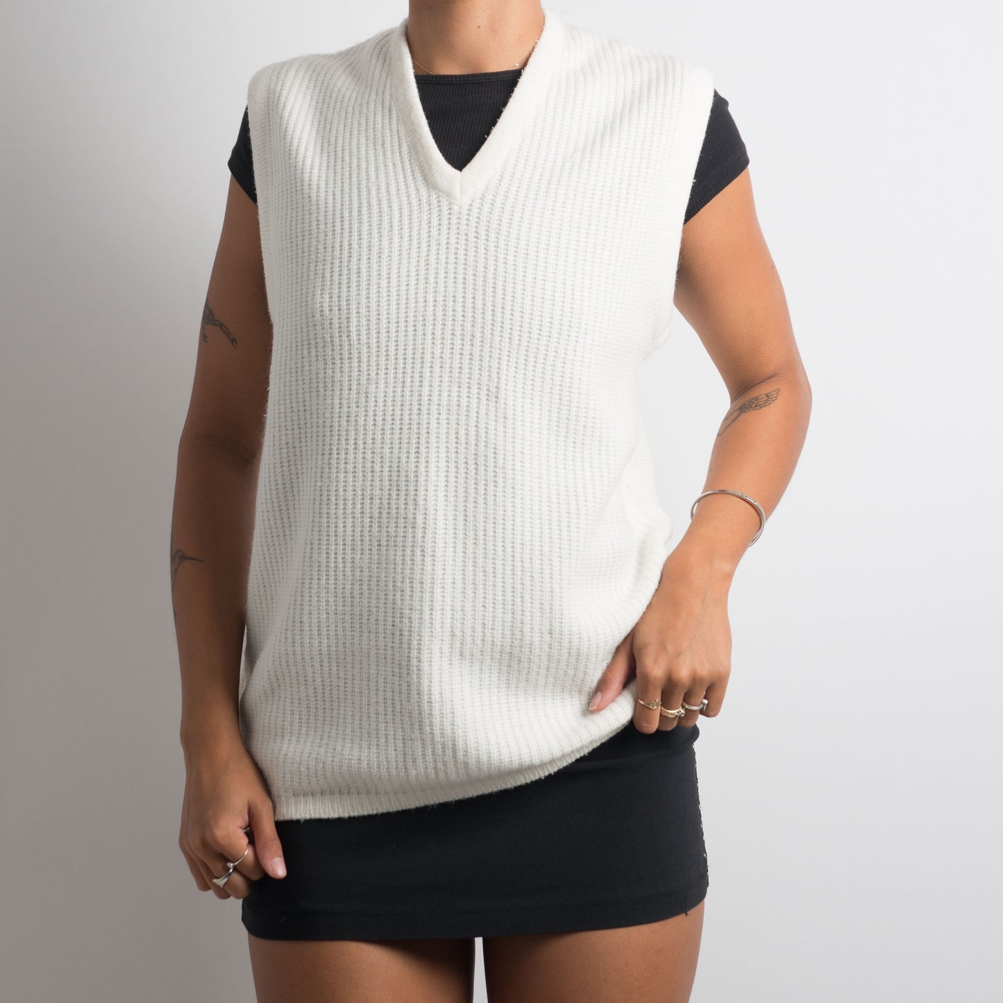 GILET EN TRICOT BLANC