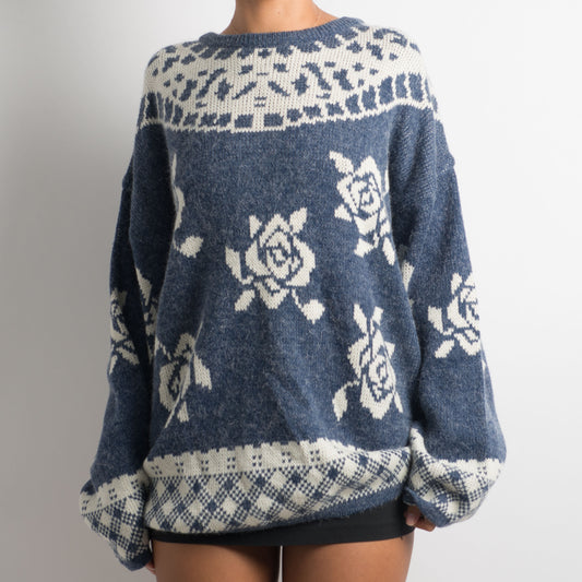 PULL EN MAILLE À FLEURS BLEU