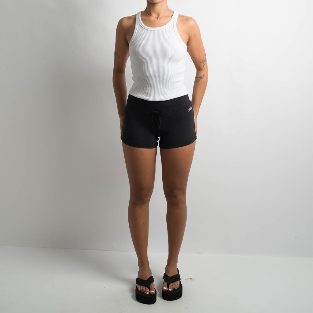 DRAWSTRING KICK SHORTS