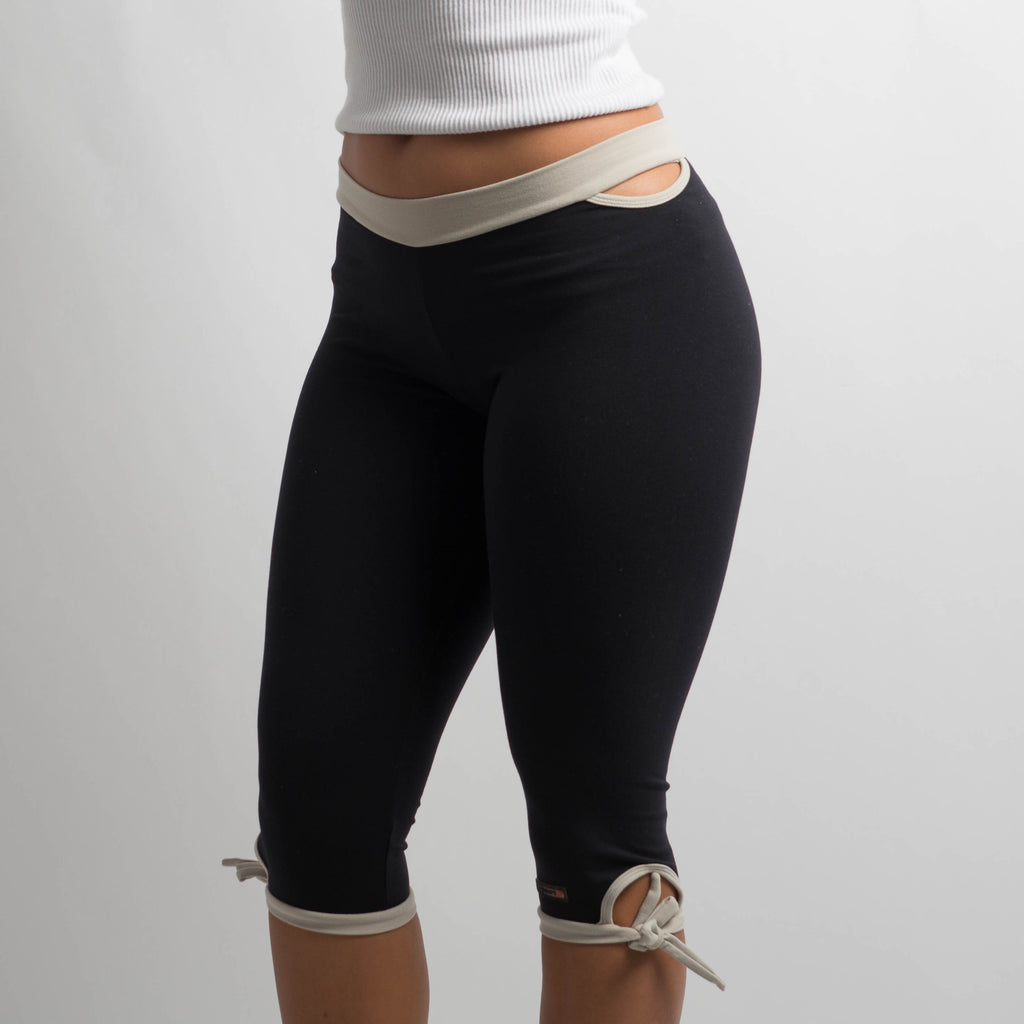 CUT OUT CROP TIGHTS